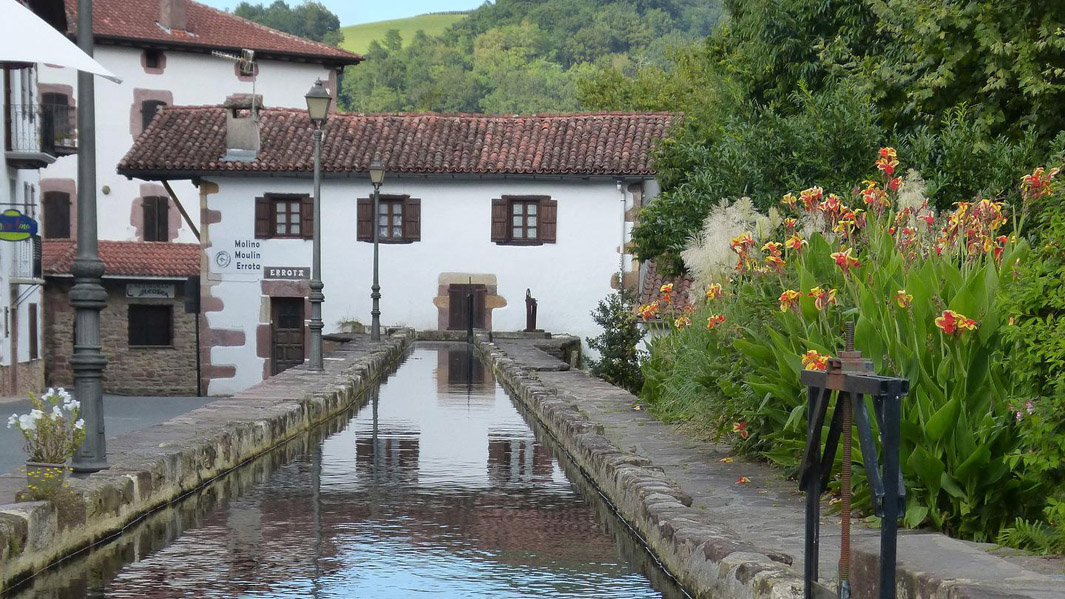 Lesaka Un Pueblo Navarro Para Disfrutar De Tranquilidad En Plena